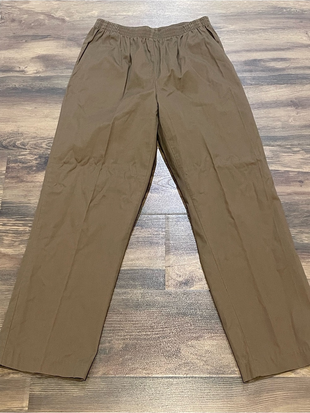 Alfred Dunner Women’s Brown Pull On Elastic Waist Pants Size 8 Career Casual